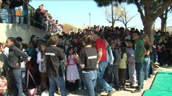 Hastear da Bandeira Olimpíca na Escola Sophia de Mello Breyner Andresen 